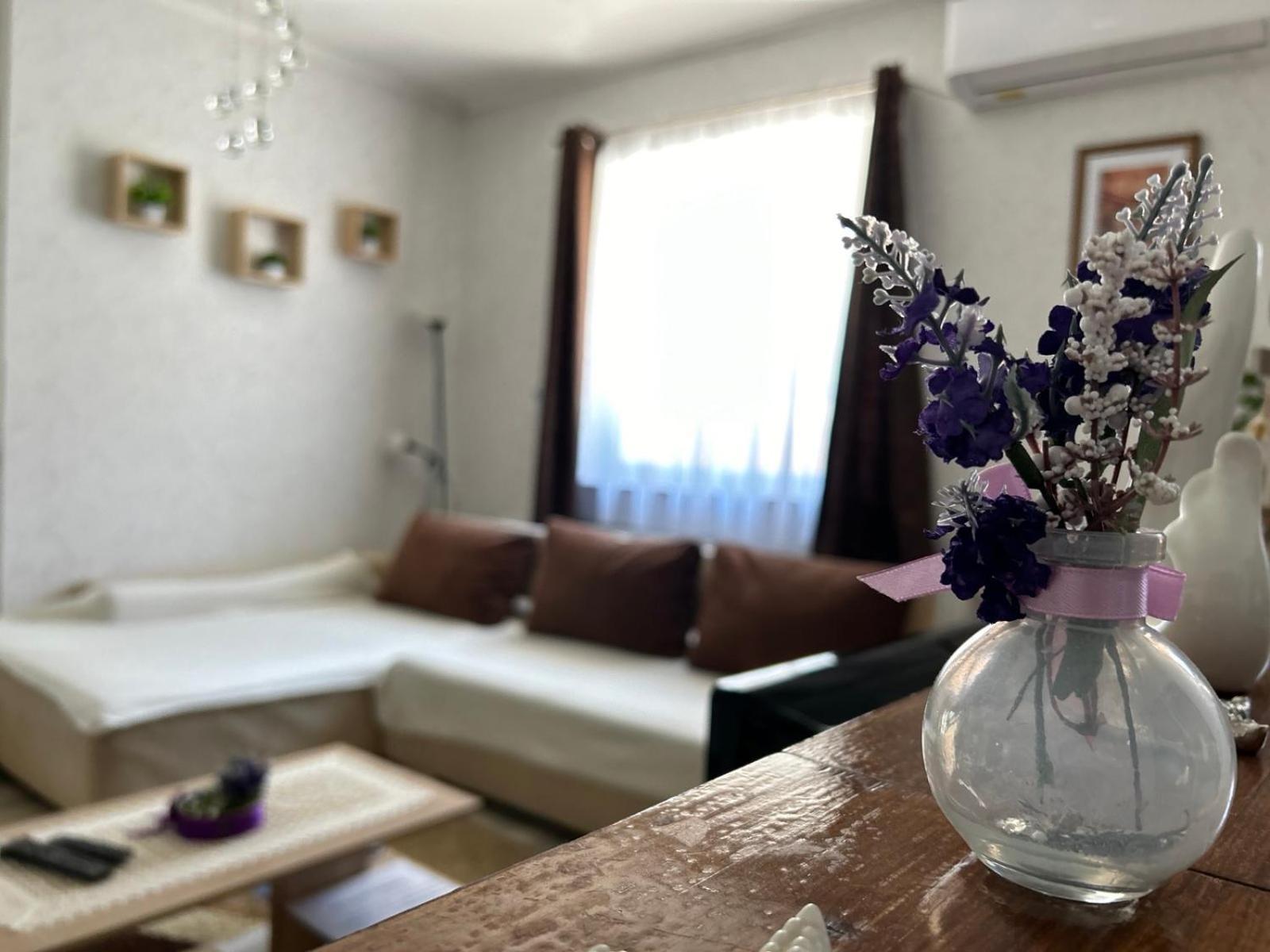 Levendula Vendégház Balatonföldvár Esterno foto