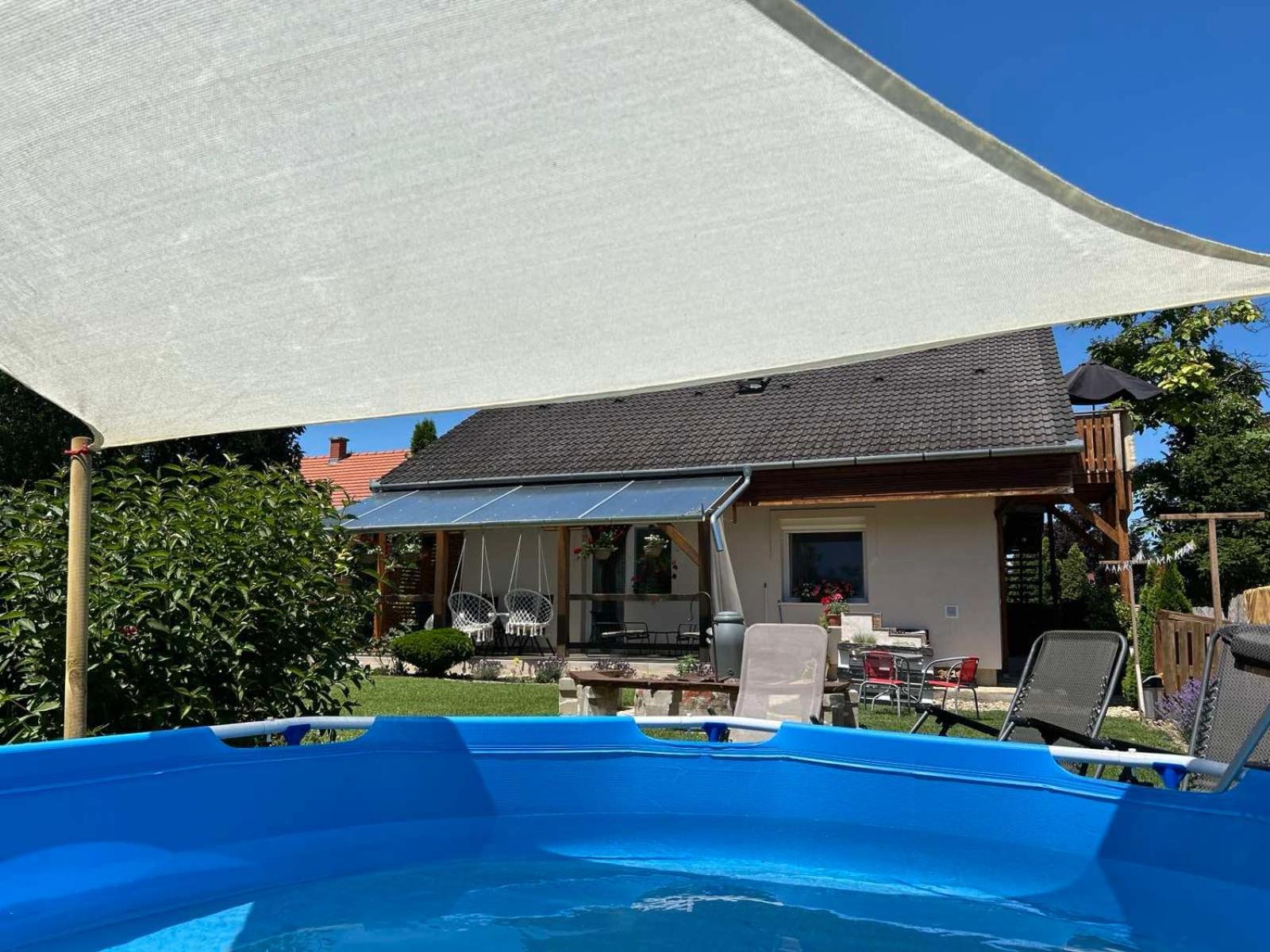 Levendula Vendégház Balatonföldvár Esterno foto
