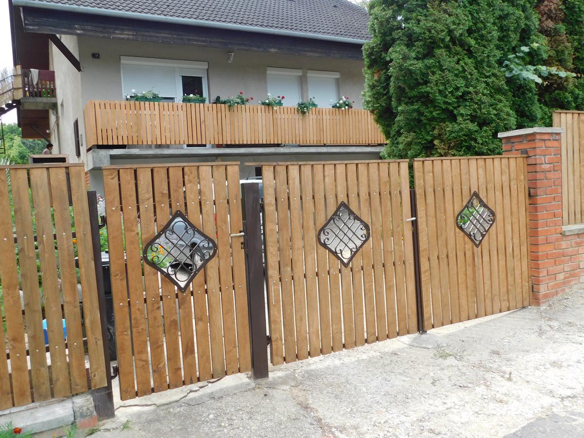 Levendula Vendégház Balatonföldvár Esterno foto